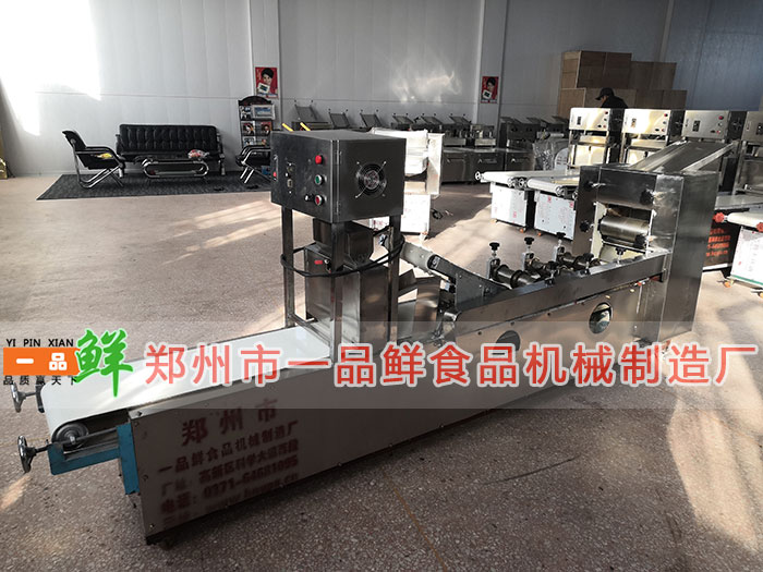 HMj-5型雙輥三刀燴面機(jī)實(shí)物